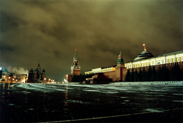 Опустевшая площадь