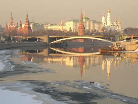 Москва река, Кремль