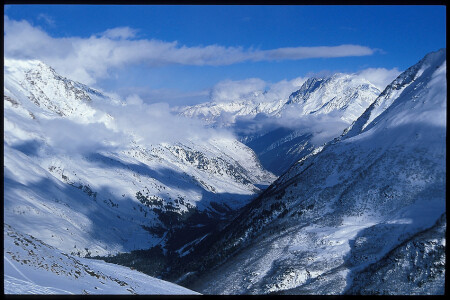 баксанское ущелье и облака