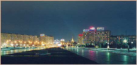 Московских окон негасимый свет