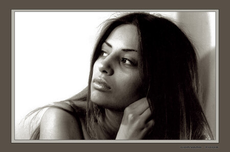 &quot;По-моему, он не видит. какие у меня красивые сережки!&quot;