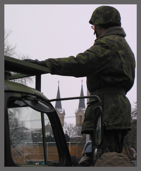 Независимость 24-02-2003. Мрачные раздумья над...