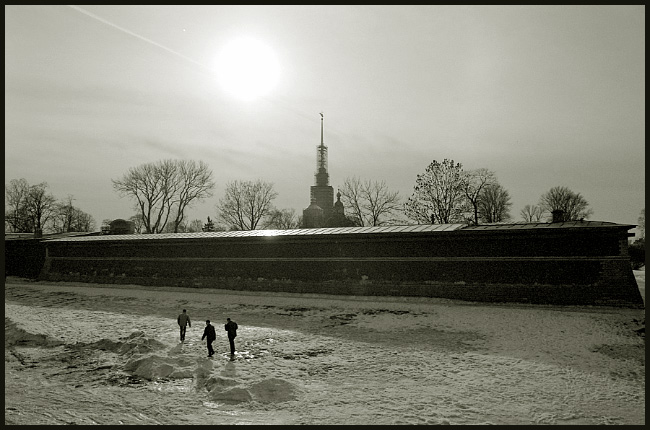 ТРИ