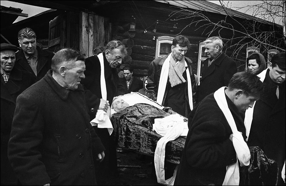 Златоуст и его обитатели. Похороны Михал Михалыча, моего соседа.1963год.