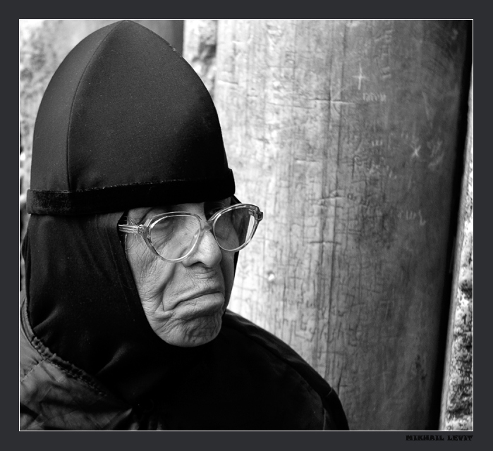 ПАСХА-2003.У ВРАТ ХРАМА ГРОБА ГОСПОДНЯ.