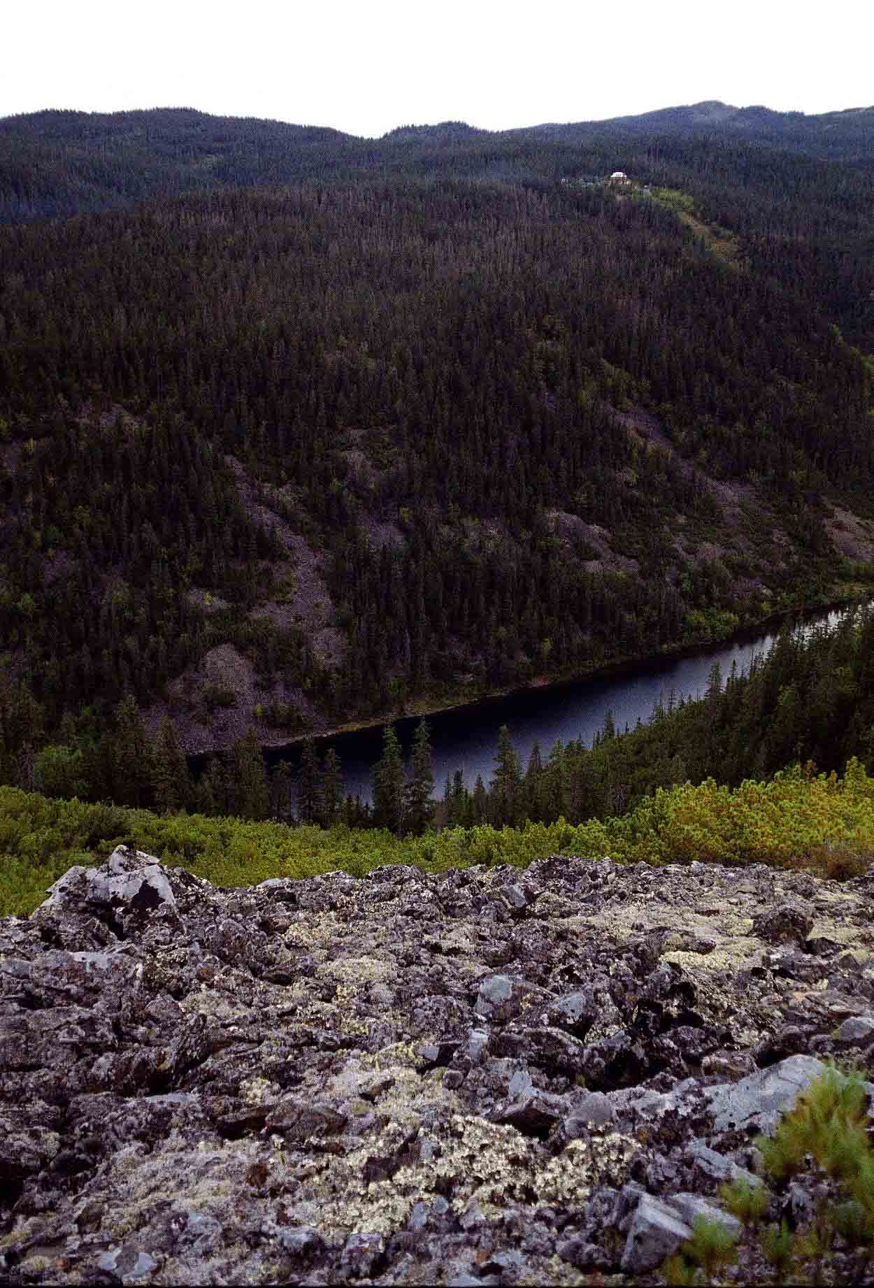 Амут.