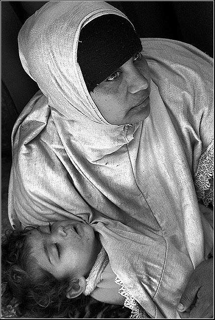 The mother and child (Journalism)