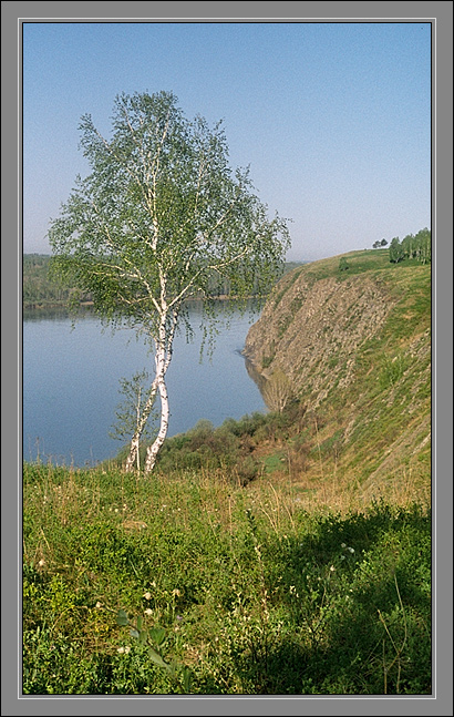 На высоком берегу
