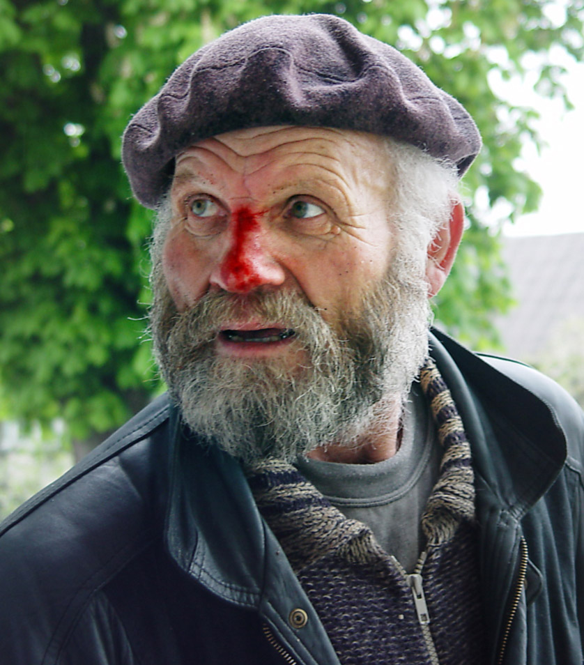 Snachala vipili,... patom mne dali v portret