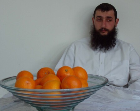 Будешь апельсин?