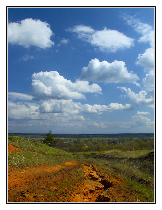 Пейзаж с красной глиной