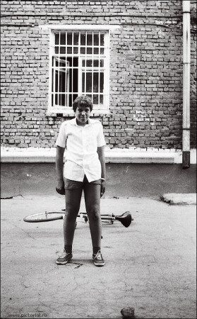 Контантин с камнем