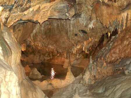 Indian Echo Caverns