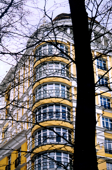 Город контрастов