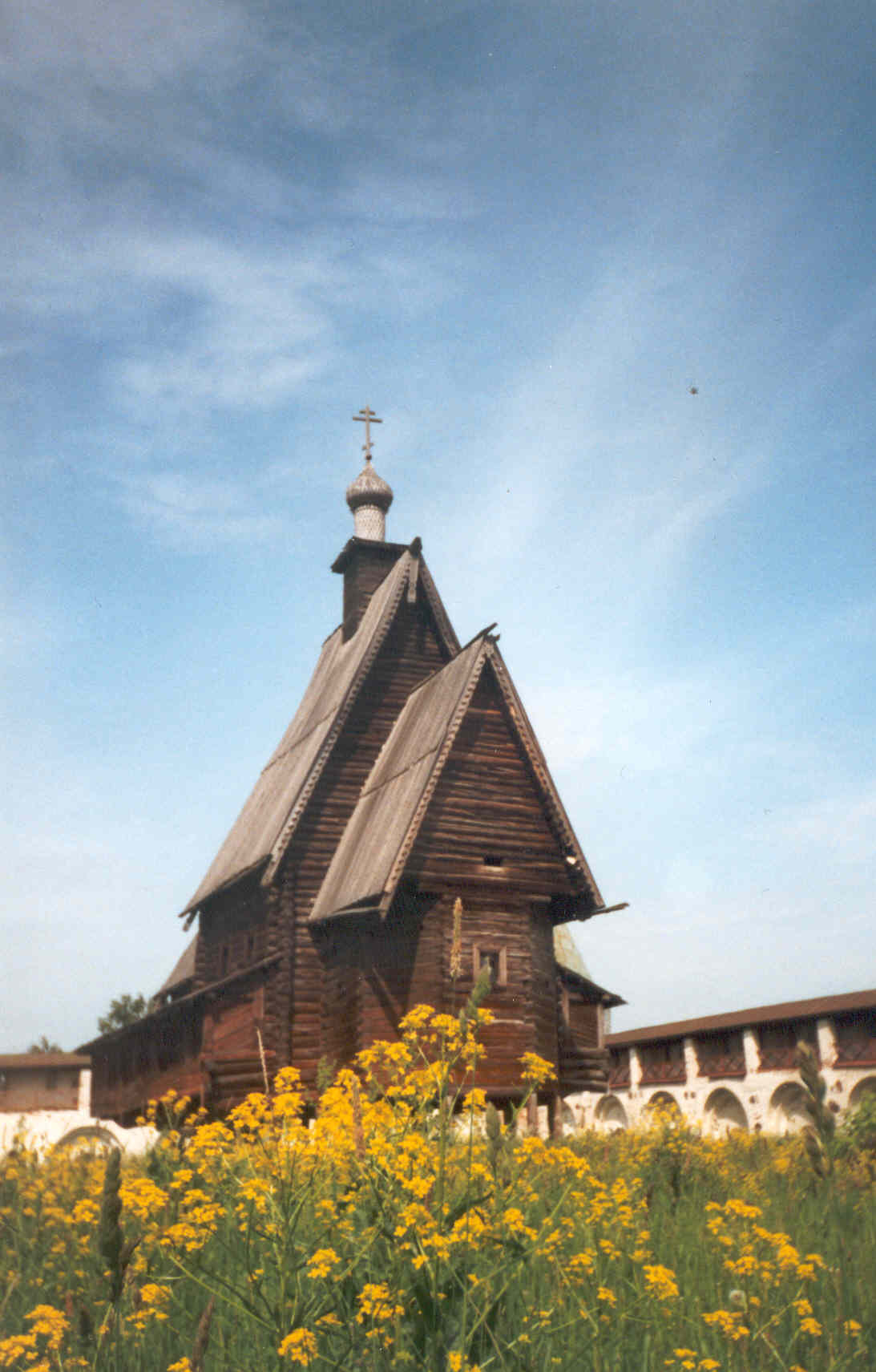 Деревянная цековь