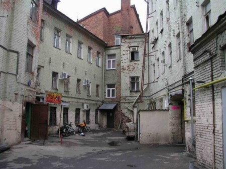 Арбатский дворик
