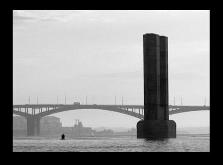 Большой и маленький(из цикла 4 часа утра)