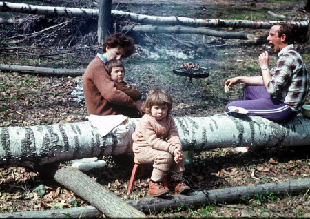 А рядом голодали дети!!!