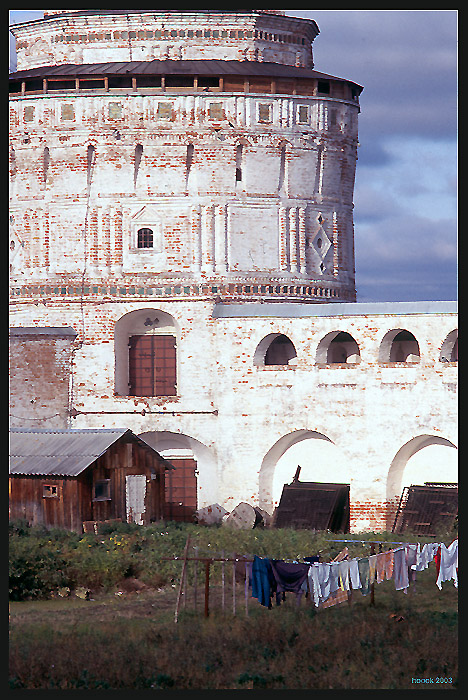 в монастыре