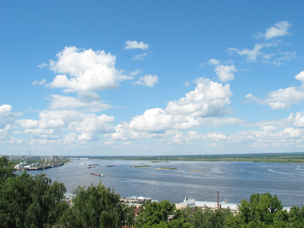 На Волге широкой...