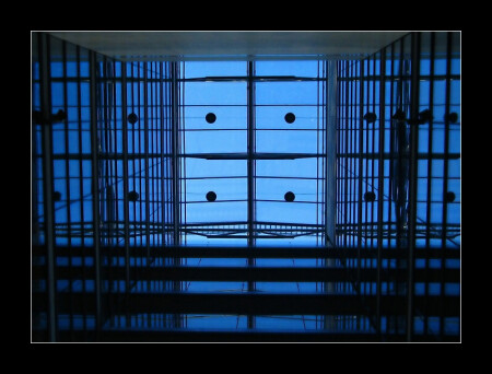 Замкнутость. Взгляд изнутри. [50 работа]