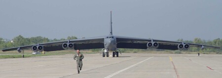 Мы учим летать самолеты, упражнение N 1 - разбег