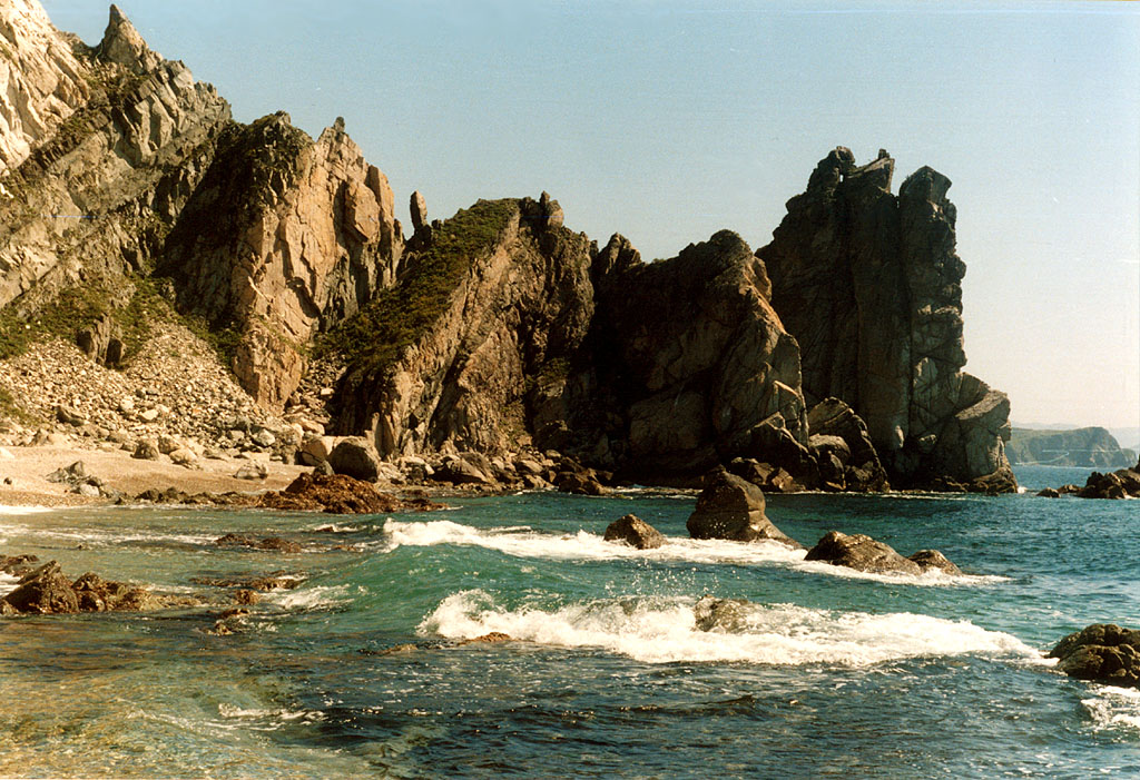 Море,солнце,скалы