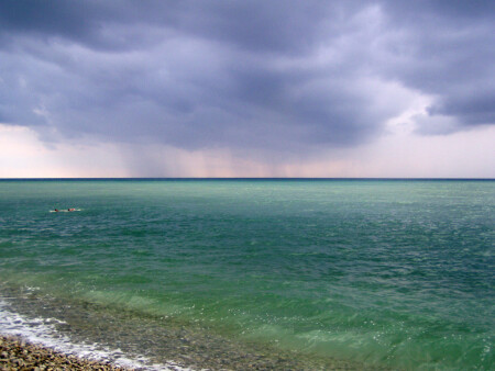 Снова море