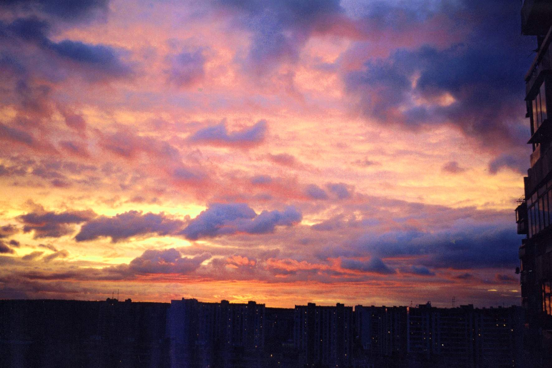 небо над городом