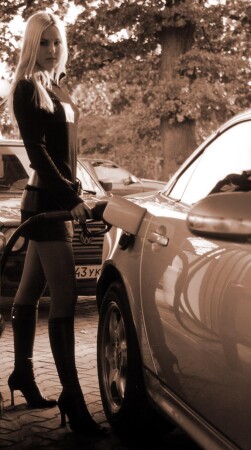 ...с пистолетом наголо...