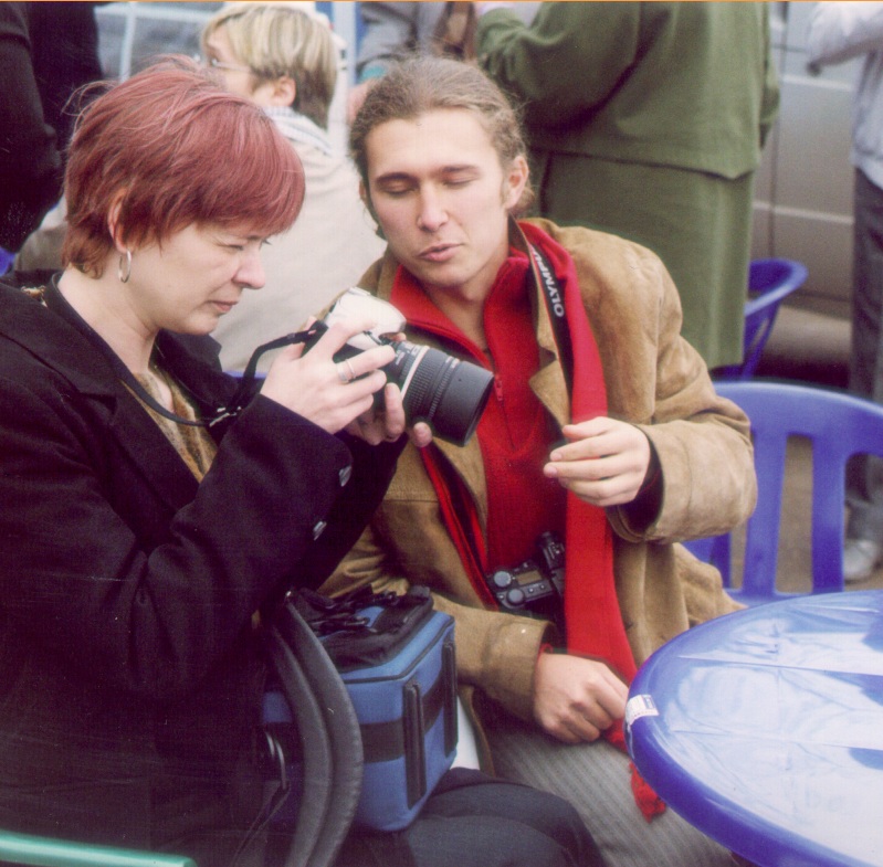 ну-ка, ну-ка! покаж свой новый фотик!!!