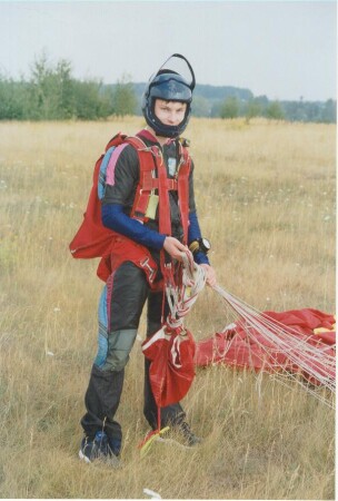 Парашютист