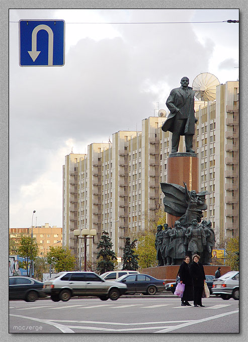 Нам на разворот, на 180...