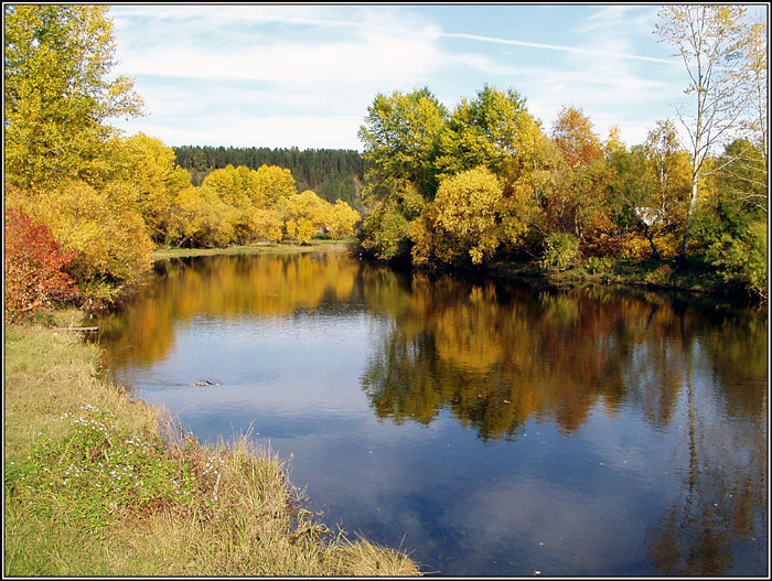 Осенняя река