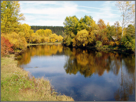 Осенняя река