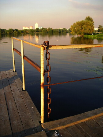 причал