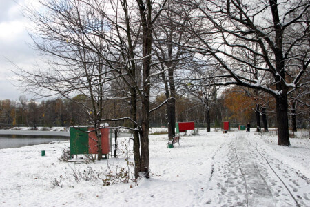 Зима пришла на пляж