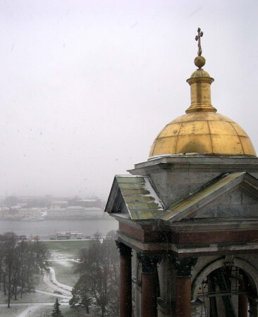 в городе опять снег