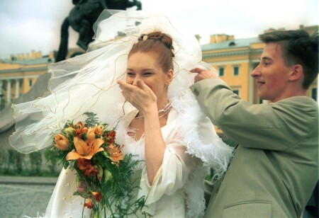 Держи, улетает!