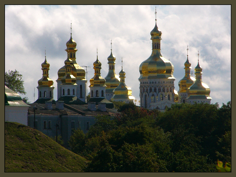 Золотые купола
