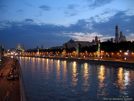 Кремль вечером