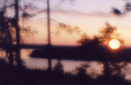 День пламенеет