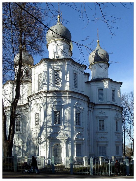 Церковь в Узком