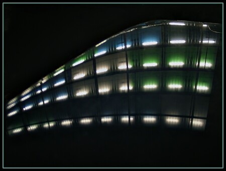 Свето-reflection [угадайте что]