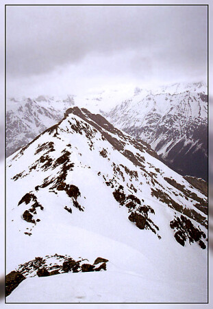 На гребне
