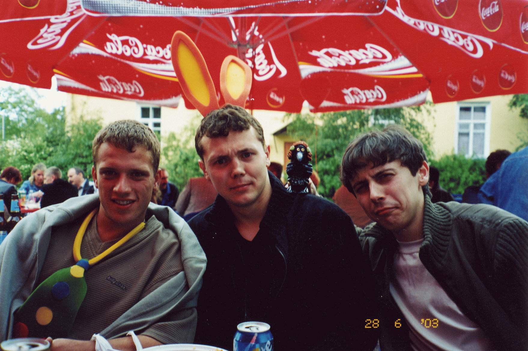 2003 г. Царское Село. День города. Мои одноклассники. Бооольшие мои друзья.