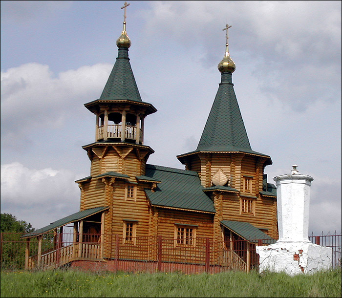 Новая старинная церковь