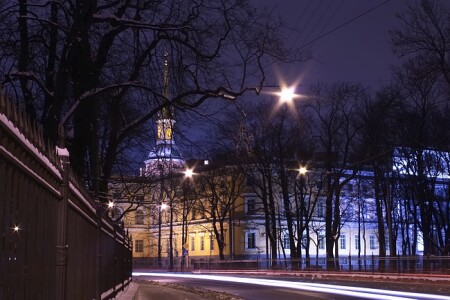 на садовой