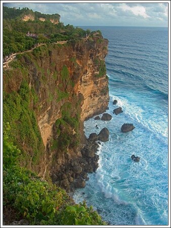 UluWatu, левая сторона.