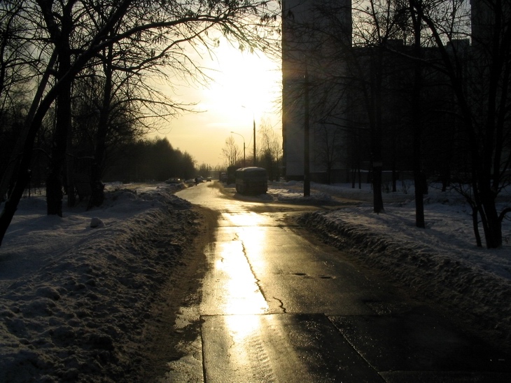 СОЛНЦЕ... СЛЯКОТЬ... АСФАЛЬТ